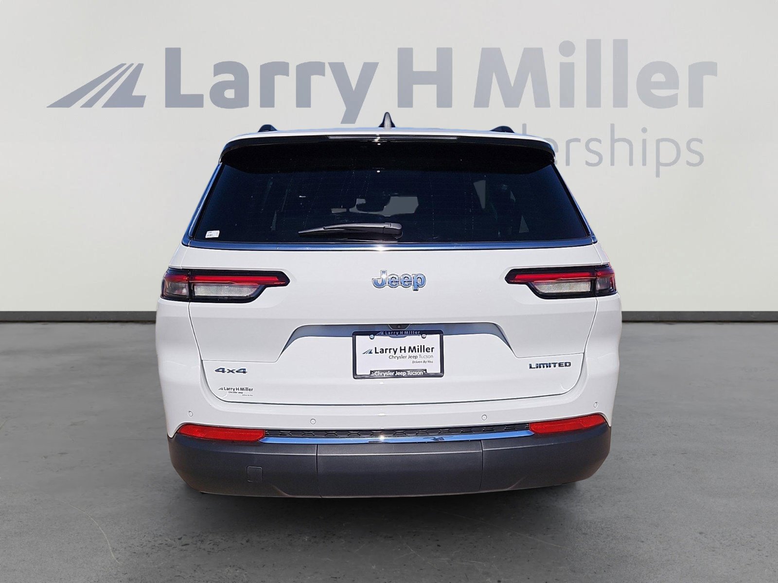 New 2024 Jeep Grand Cherokee L Limited image 5