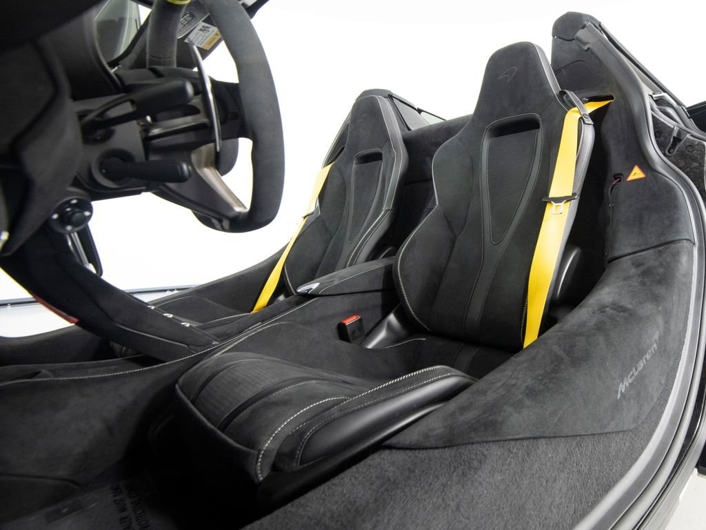 Used 2024 McLaren 750S Spider image 34