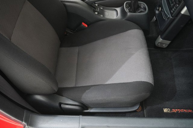 Used 2001 Toyota MR2 image 82