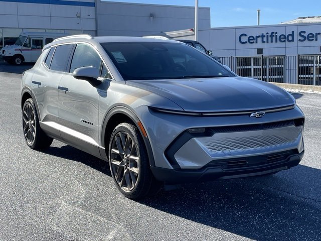 New 2026 Chevrolet Equinox EV LT w/ LPO, Tech Bronze Package