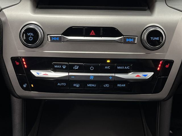 Used 2022 Ford Explorer XLT w/ Equipment Group 202A image 20