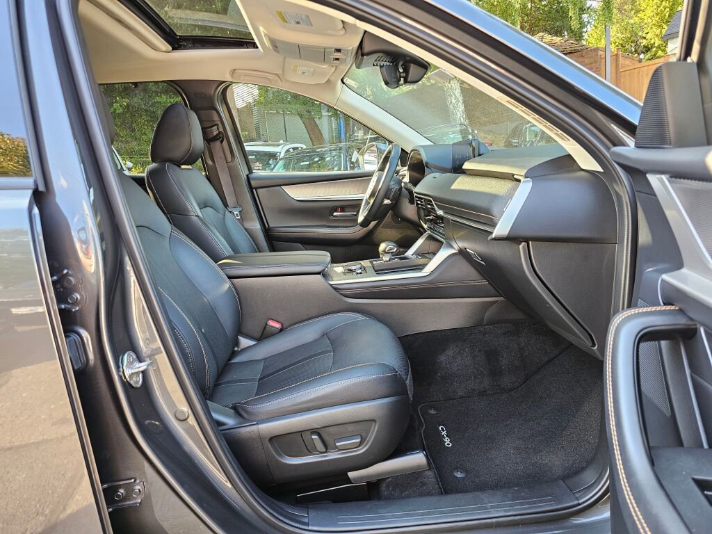 Certified 2024 MAZDA CX-90 Plug-In Hybrid w/ Preferred image 11