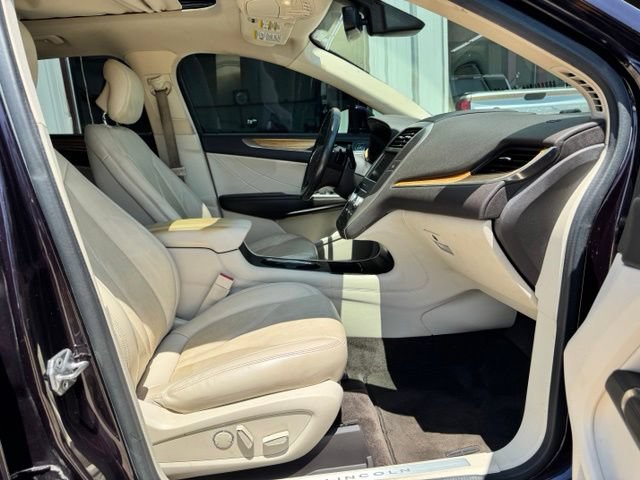 Used 2015 Lincoln MKC FWD w/ Equipment Group 101A Select image 21