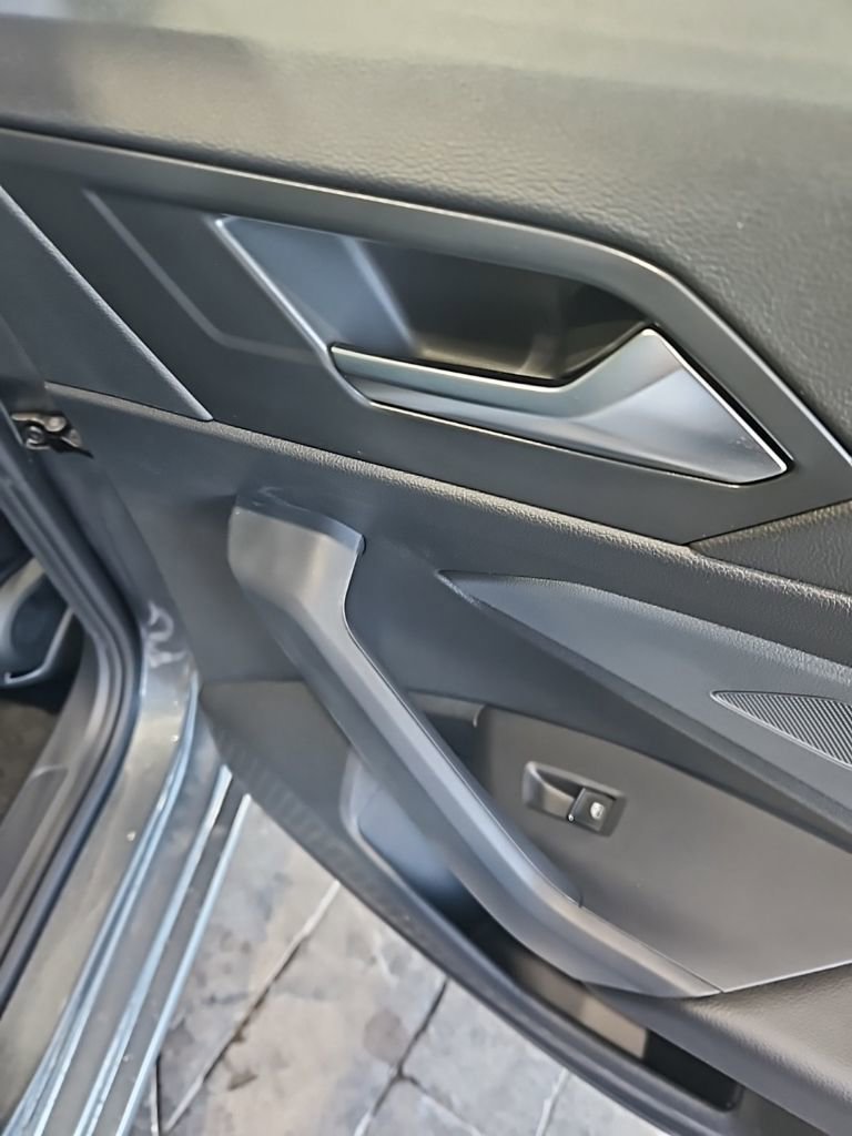 New 2026 Volkswagen Jetta SE image 16