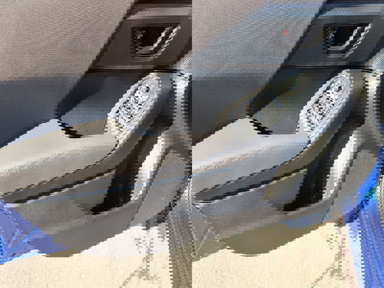 Certified 2025 Subaru Crosstrek 2.0i Premium image 21