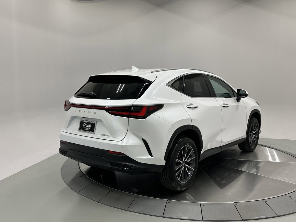 Used 2025 Lexus NX 250 FWD w/ Premium Package image 7
