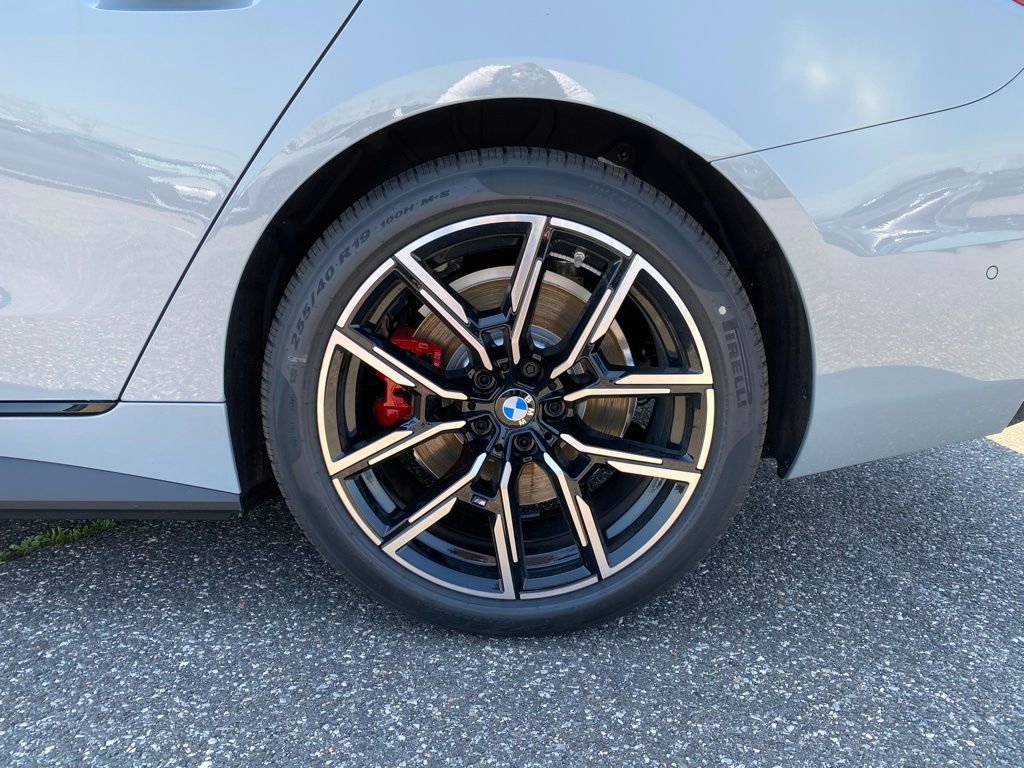 New 2026 BMW i4 xDrive40i w/ M Sport Package AWD/4WD image 5