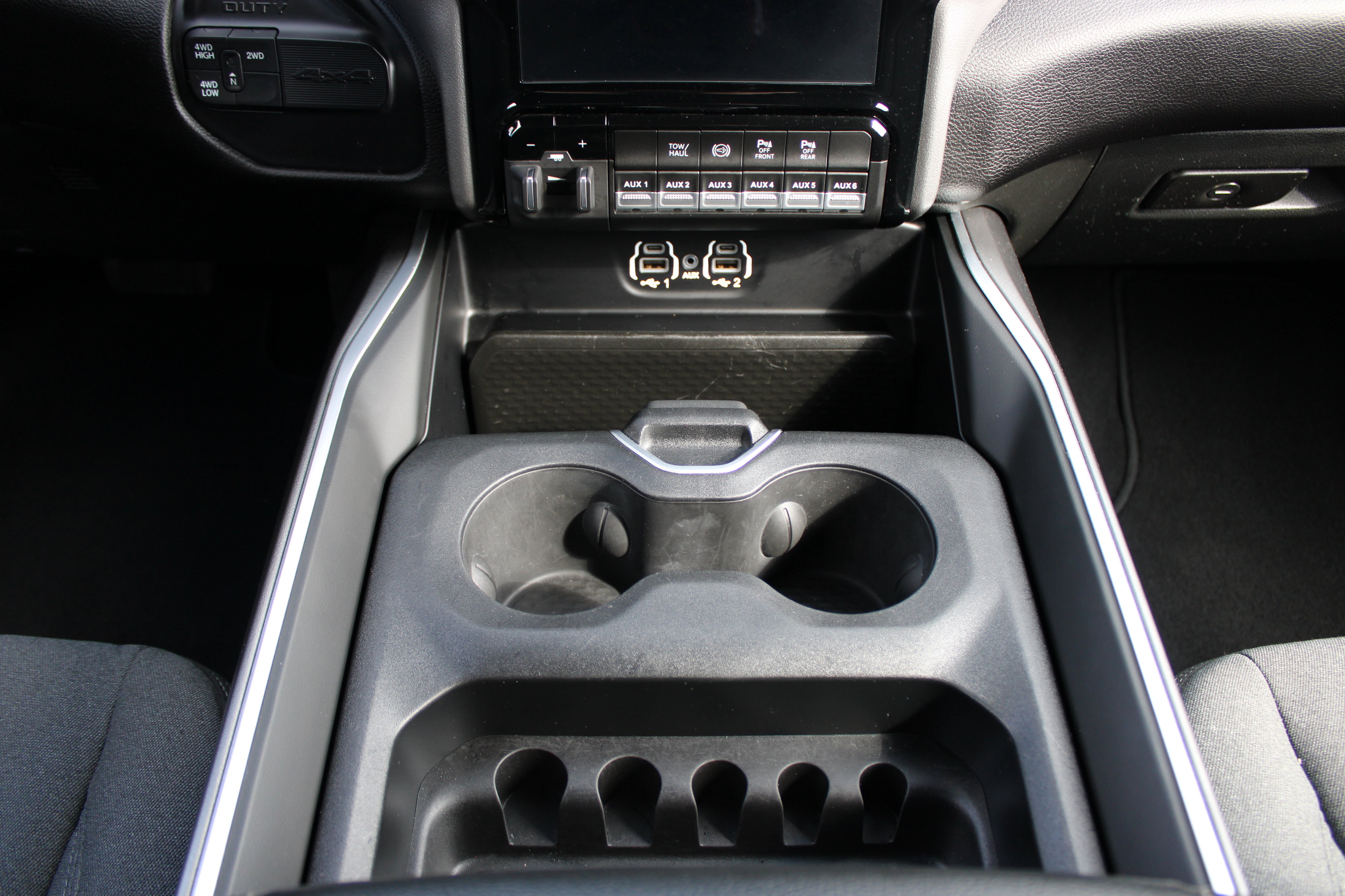 Used 2024 RAM 3500 Big Horn w/ Night Edition image 21