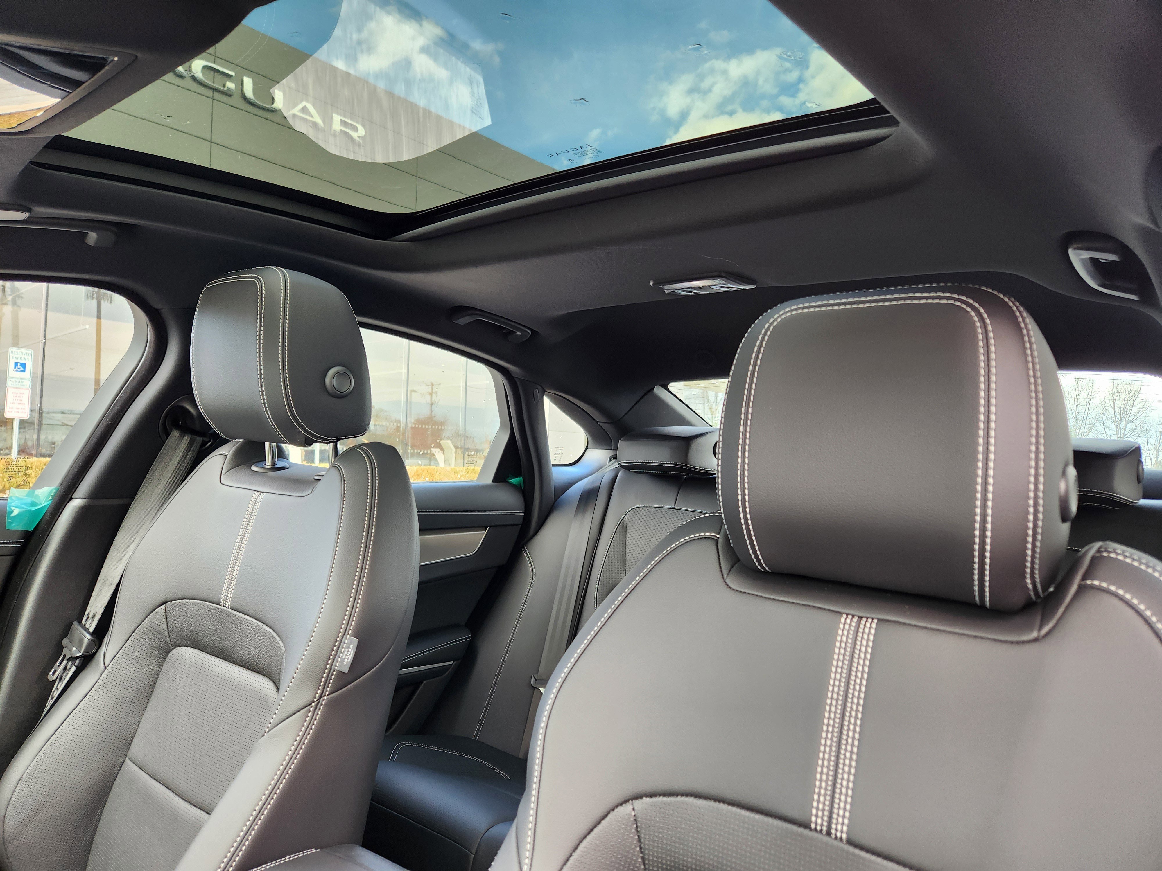 New 2024 Jaguar XF R-Dynamic SE AWD/4WD image 10