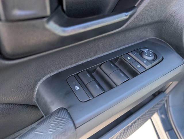 Used 2024 Toyota Tacoma SR5 AWD/4WD image 19