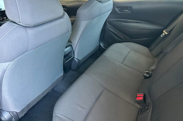 Used 2022 Toyota Corolla LE FWD image 14