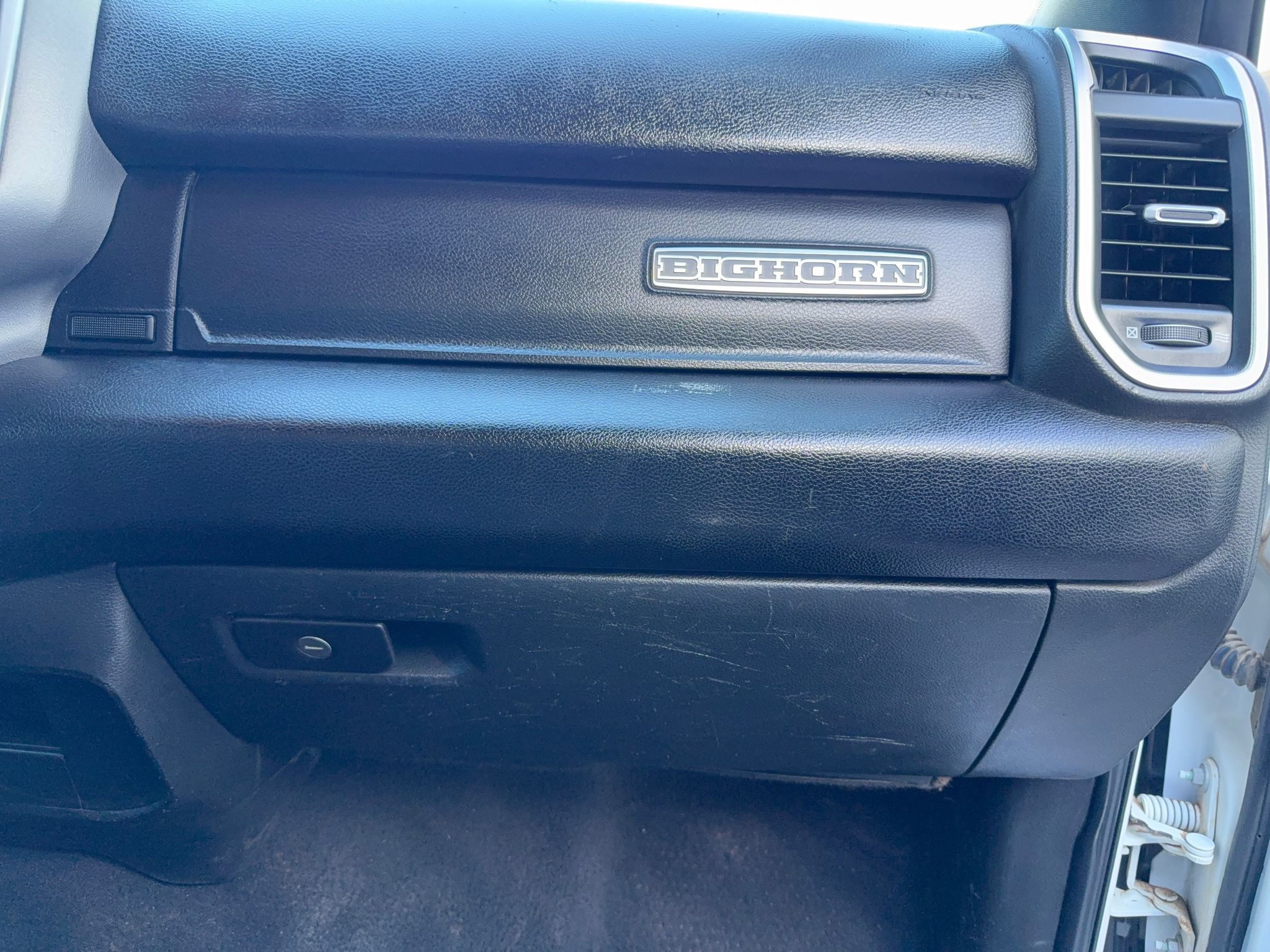 Used 2024 RAM 2500 Big Horn AWD/4WD image 36