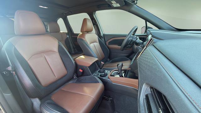 Used 2023 Subaru Forester Touring w/ Popular Package #2 image 11