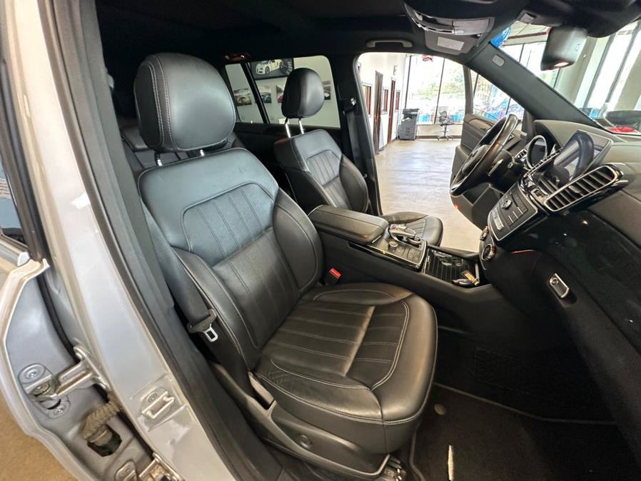 Used 2017 Mercedes-Benz GLS 450 4MATIC image 40