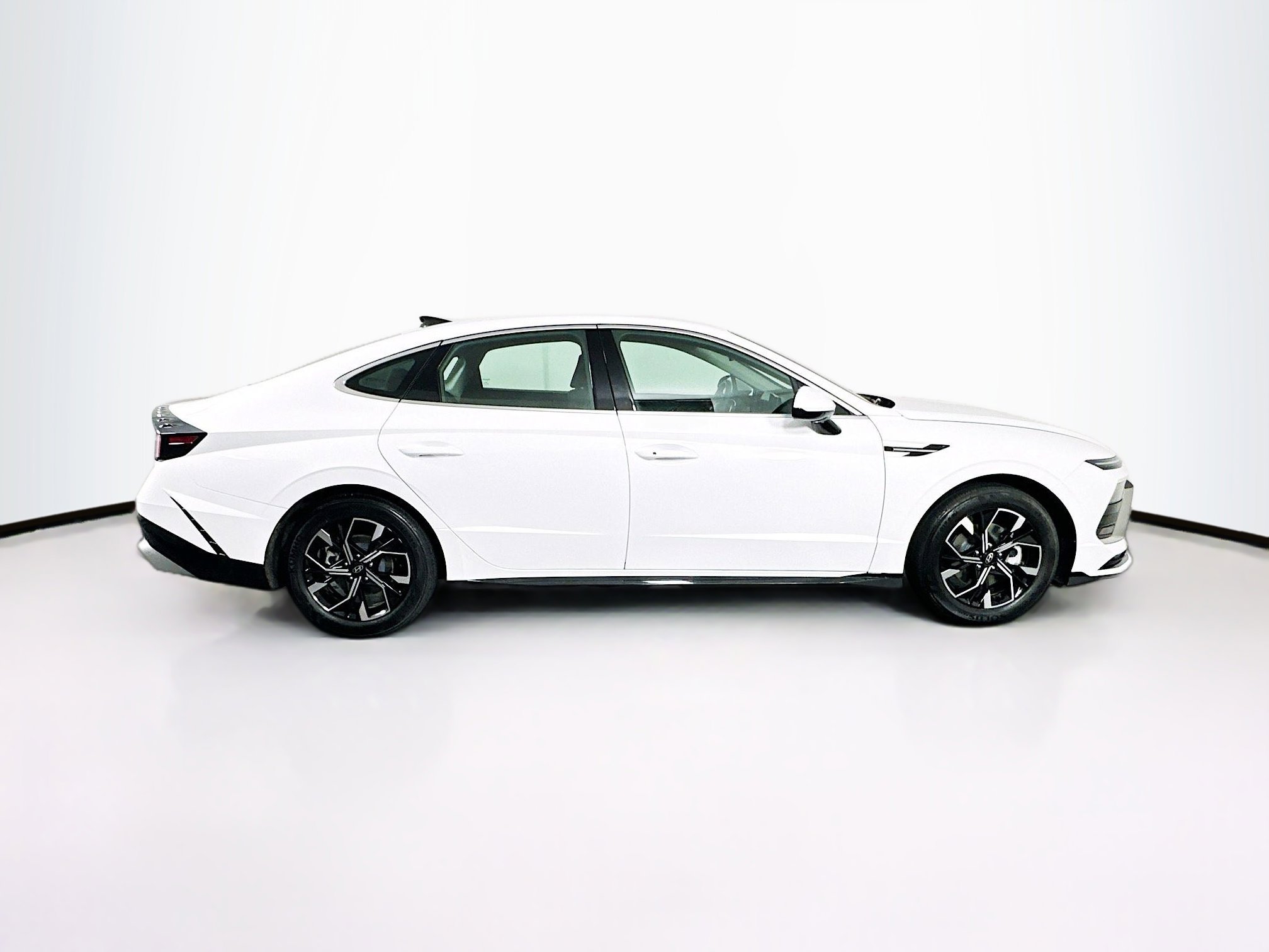 Used 2025 Hyundai Sonata SEL image 10