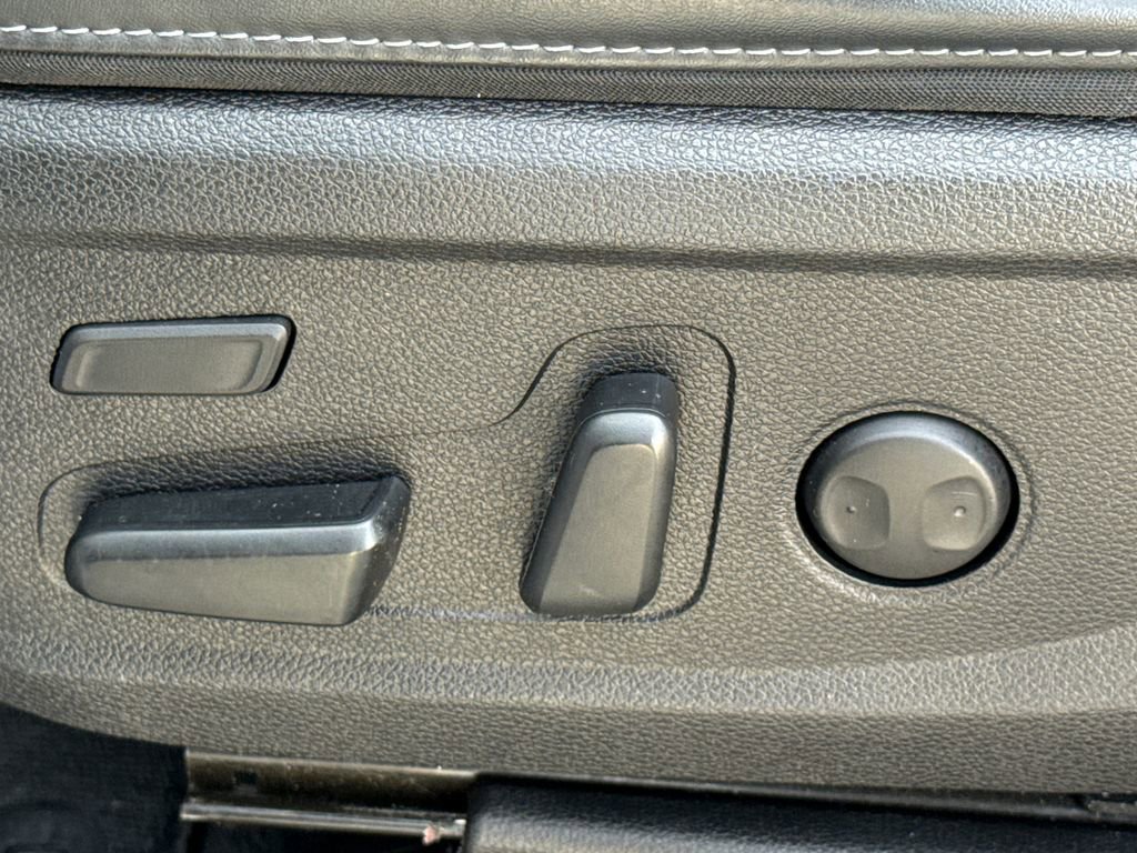 Used 2021 Kia Telluride SX w/ SX Prestige Package image 24