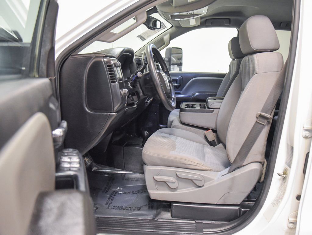 Used 2019 GMC Sierra 3500 4x4 Crew Cab w/ Sierra Convenience Package image 2