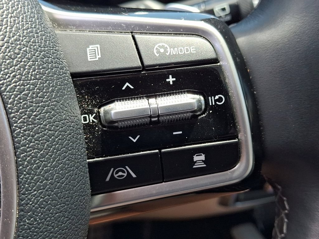Used 2023 Kia Sorento SX Prestige w/ Panoramic Sunroof Package AWD/4WD image 26