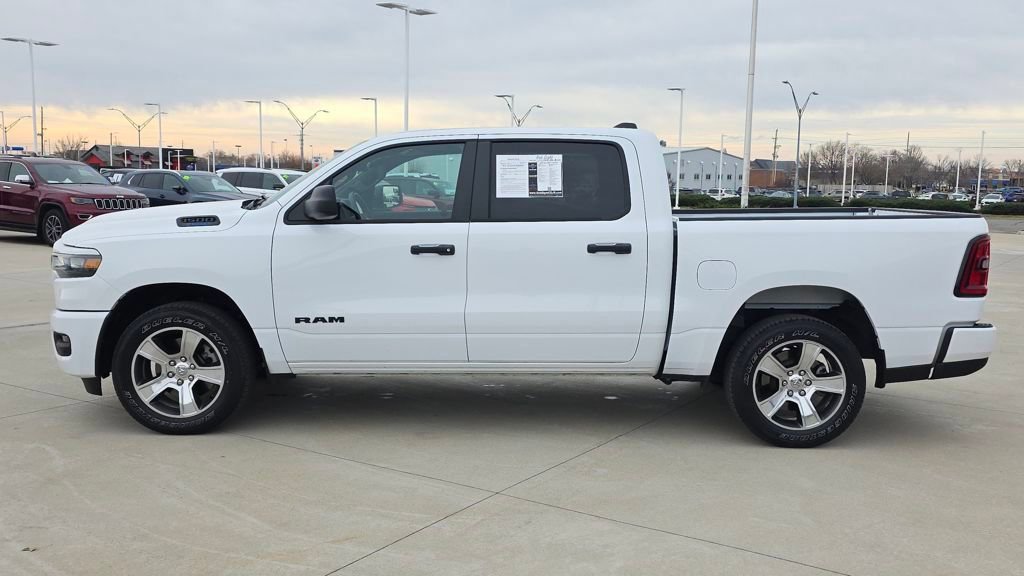 Used 2025 RAM 1500 Tradesman AWD/4WD image 2
