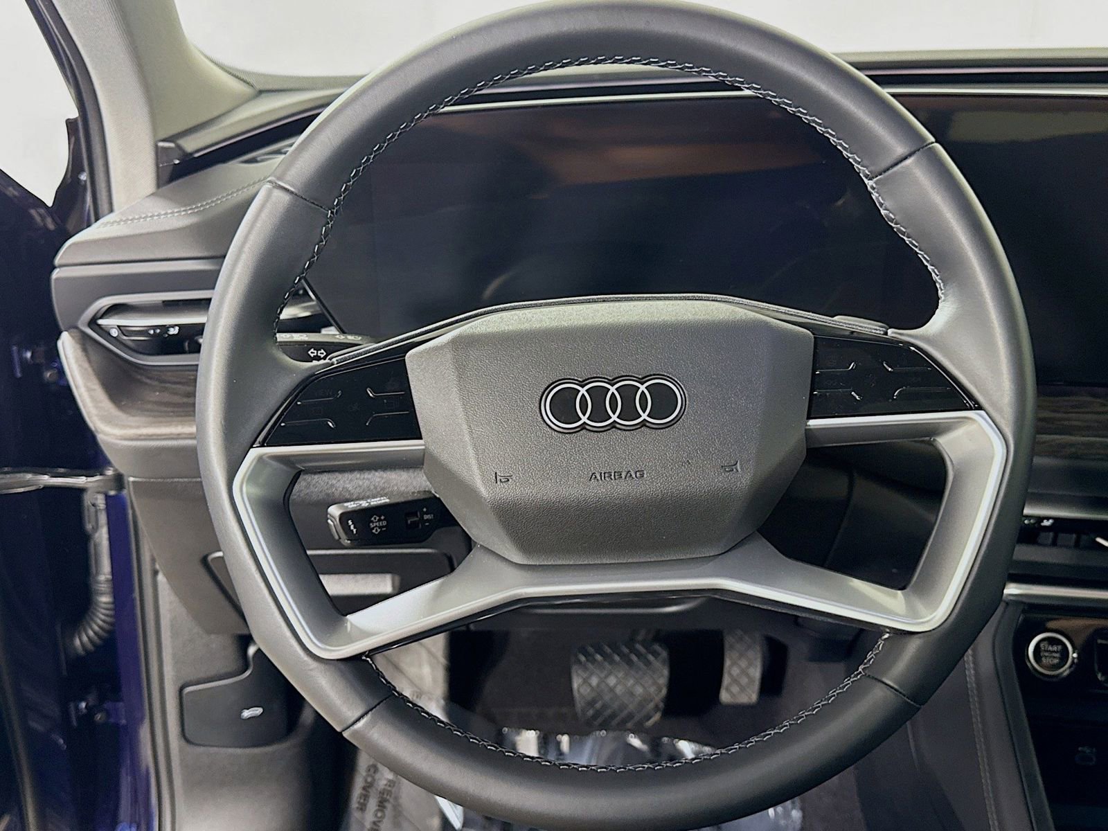 Certified 2025 Audi Q5 Premium w/ Convenience Package AWD/4WD image 13