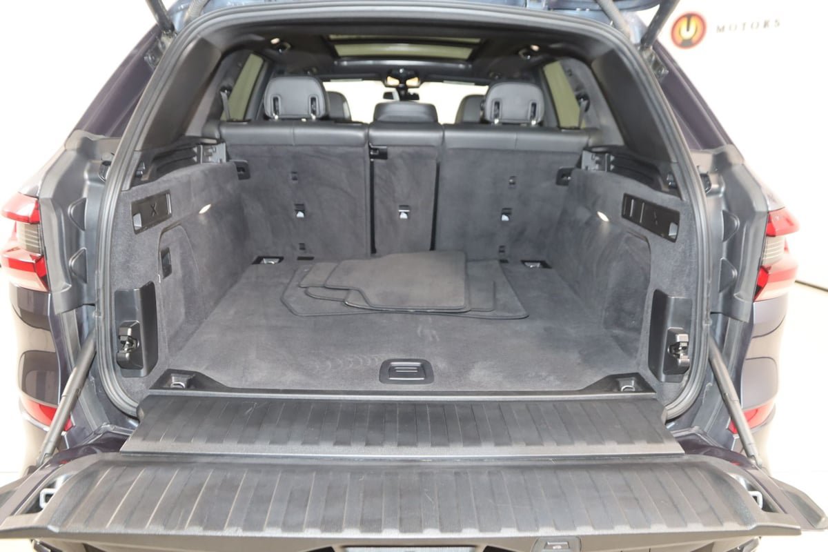 Used 2022 BMW X5 M50i w/ Executive Package AWD/4WD image 49