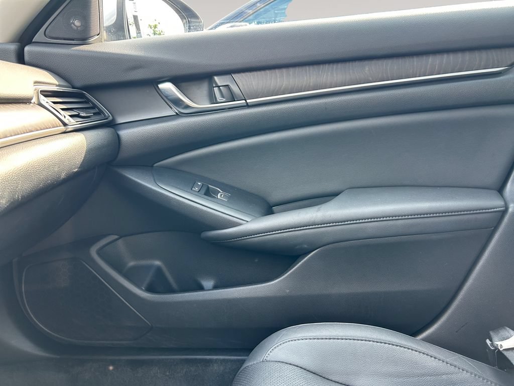 Used 2020 Honda Accord EX-L image 9