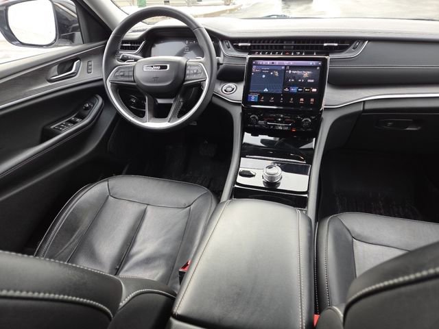 Used 2023 Jeep Grand Cherokee L Limited image 30