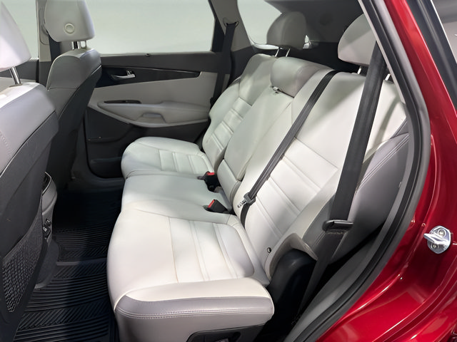Used 2019 Kia Sorento SX w/ SX Touring Package FWD image 34