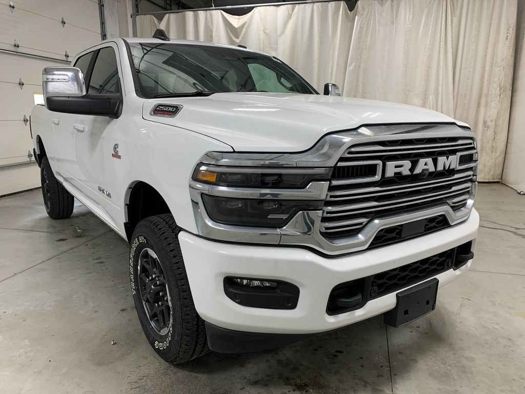 Used 2026 RAM 2500 Laramie AWD/4WD image 2