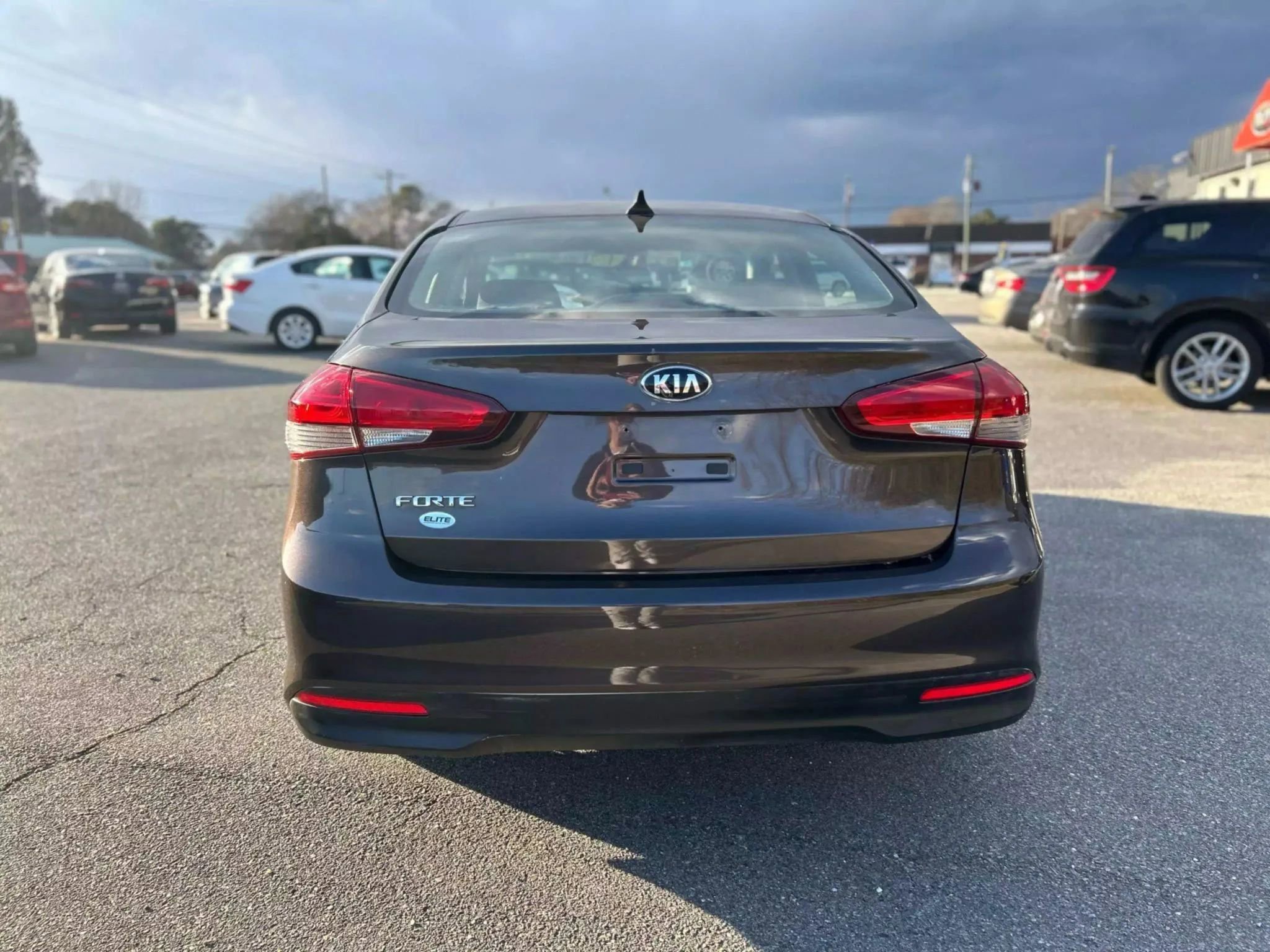 Used 2018 Kia Forte LX image 8