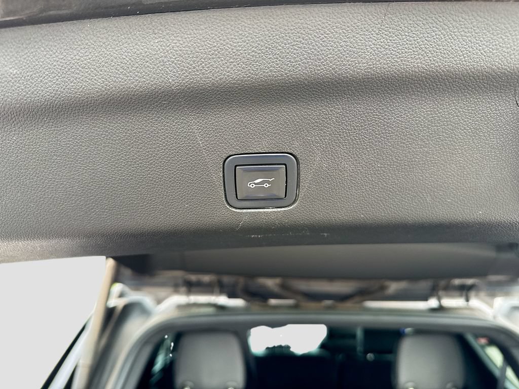 Used 2021 Chevrolet Tahoe RST RWD image 30