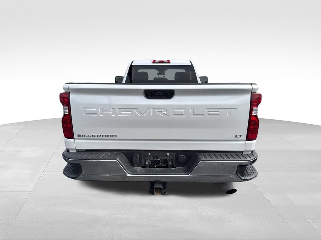 Used 2024 Chevrolet Silverado 2500 LT AWD/4WD image 3