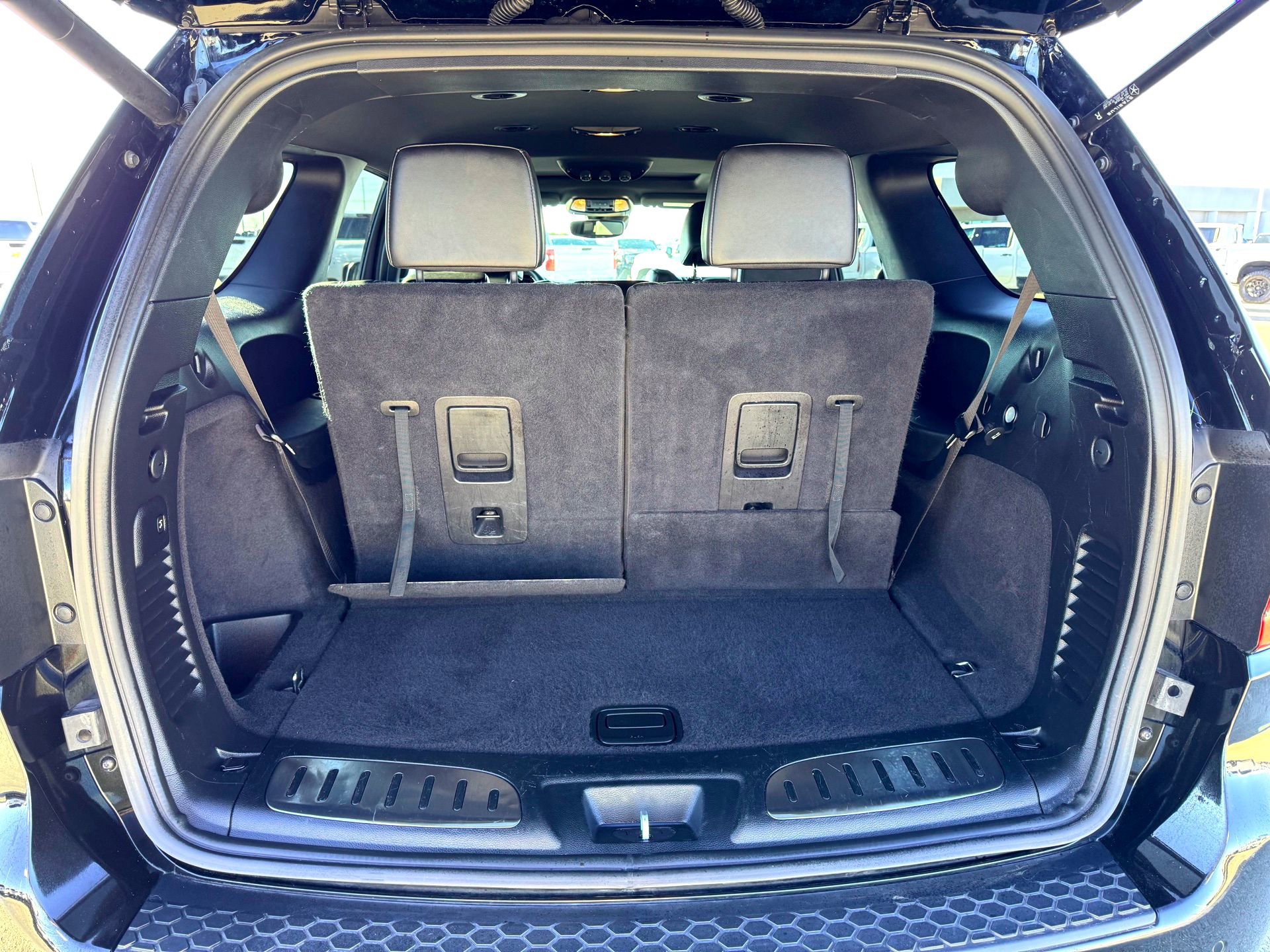 Used 2025 Dodge Durango GT image 8