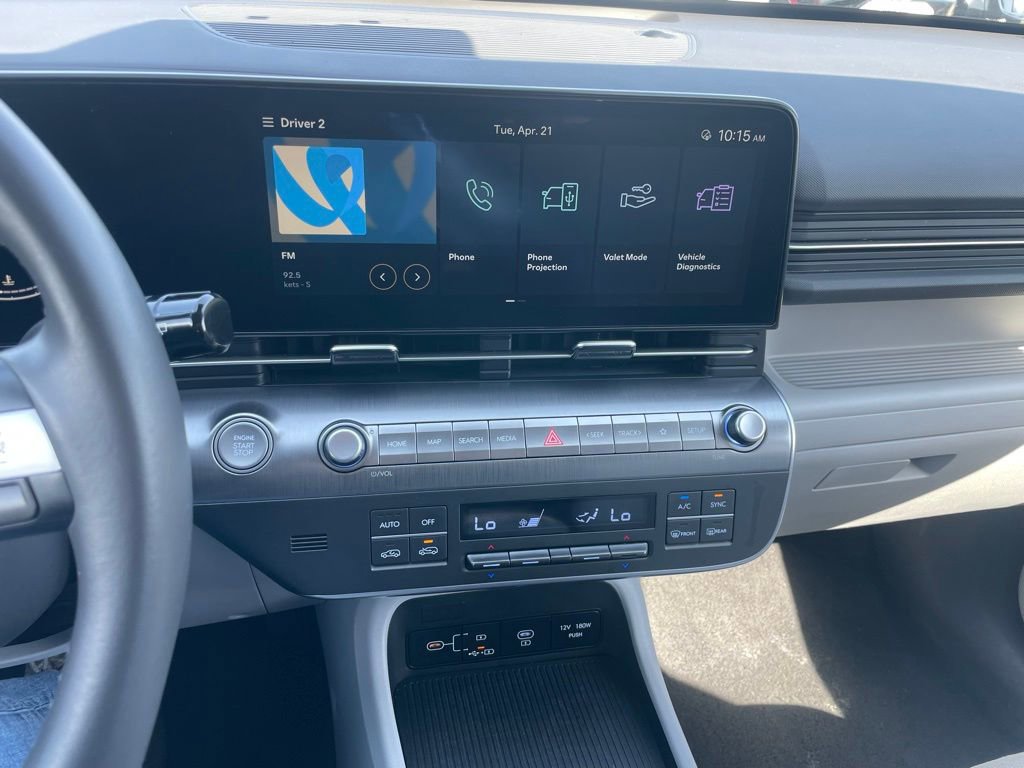 Used 2024 Hyundai Kona SEL AWD/4WD image 9
