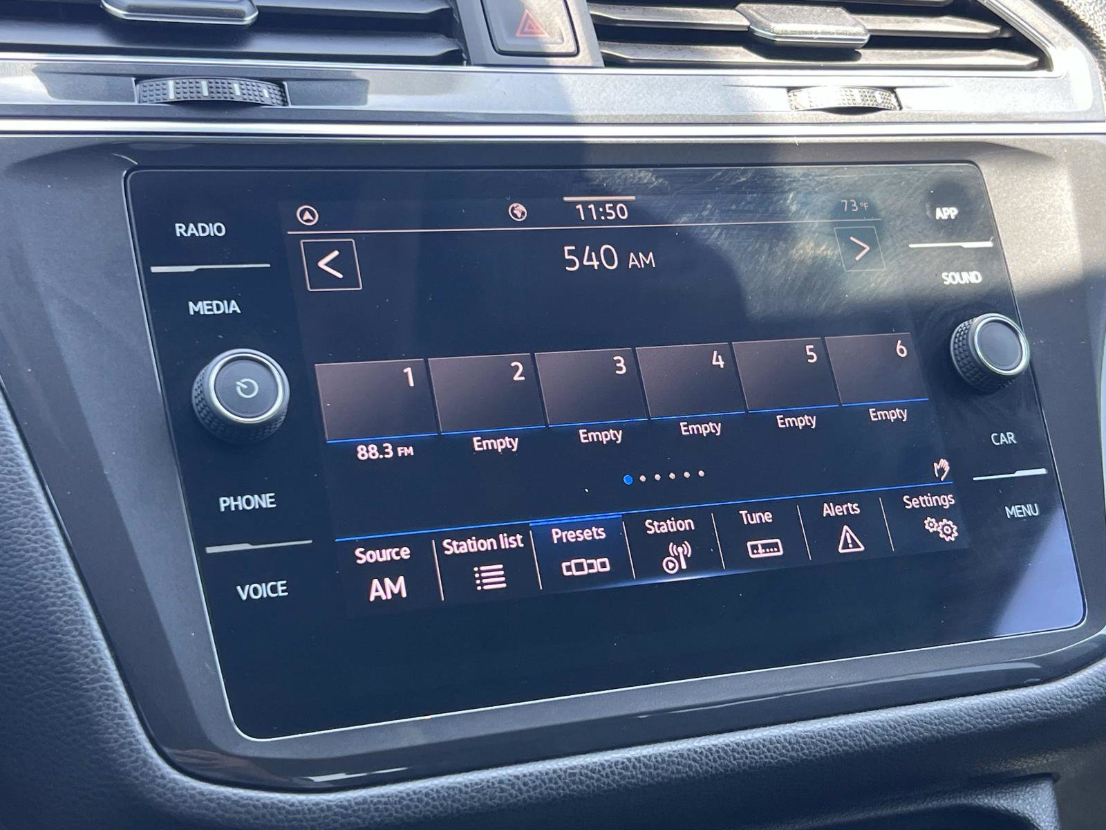 Certified 2022 Volkswagen Tiguan SE FWD image 12