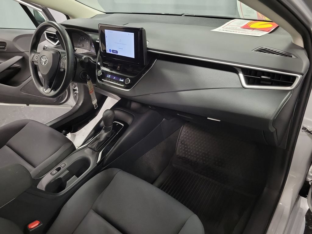 Used 2023 Toyota Corolla LE FWD image 23