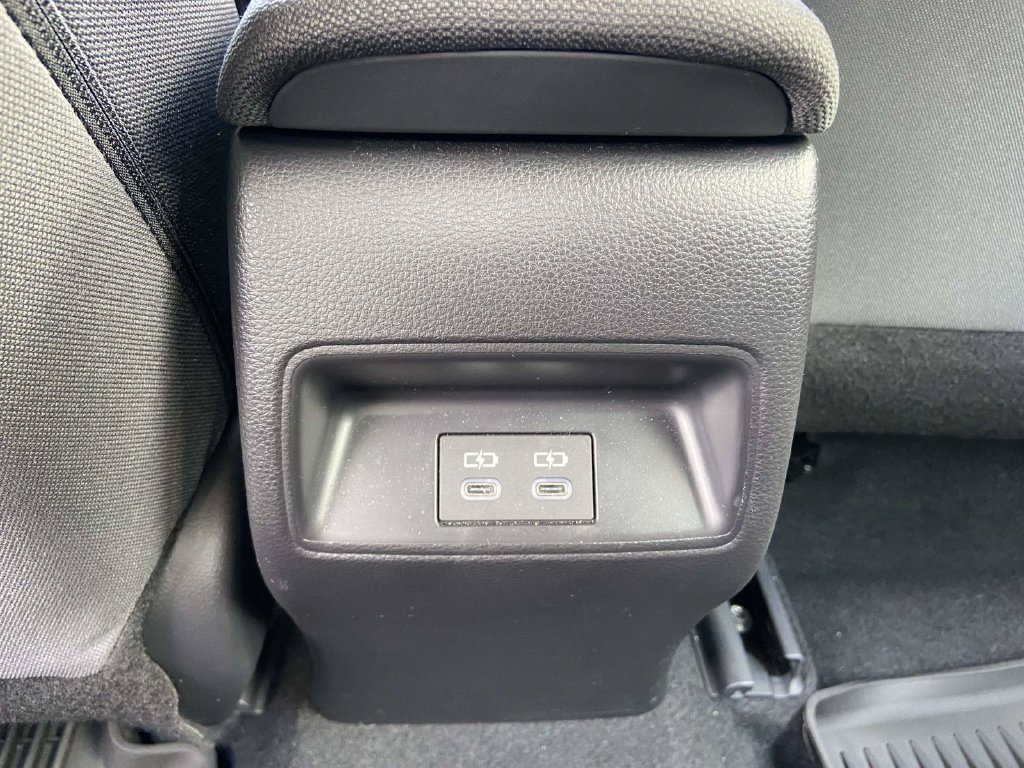 Used 2025 Toyota Corolla LE FWD image 14
