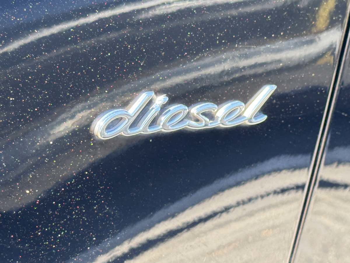 Used 2013 Porsche Cayenne Diesel AWD/4WD image 5