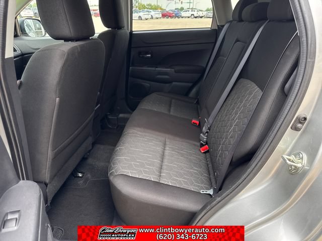 Used 2024 Mitsubishi Outlander Sport SE AWD/4WD image 25