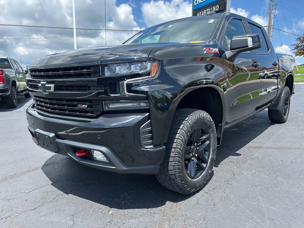 Used 2021 Chevrolet Silverado 1500 LT Trail Boss w/ Convenience Package II AWD/4WD image 1