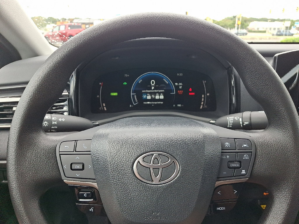 Used 2026 Toyota Camry LE FWD image 19