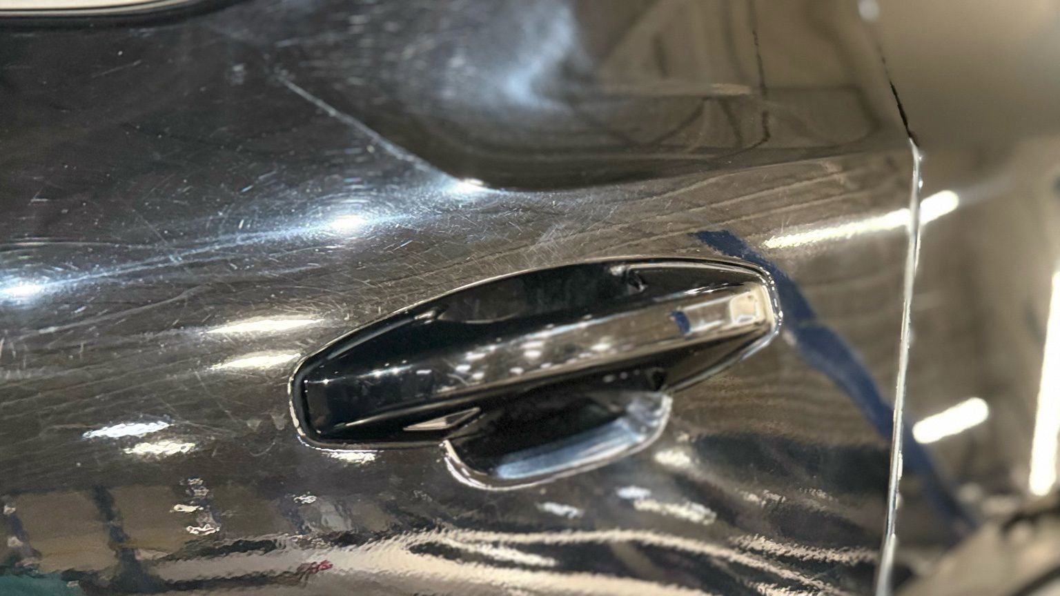 Used 2020 Volvo XC40 T5 Momentum image 19