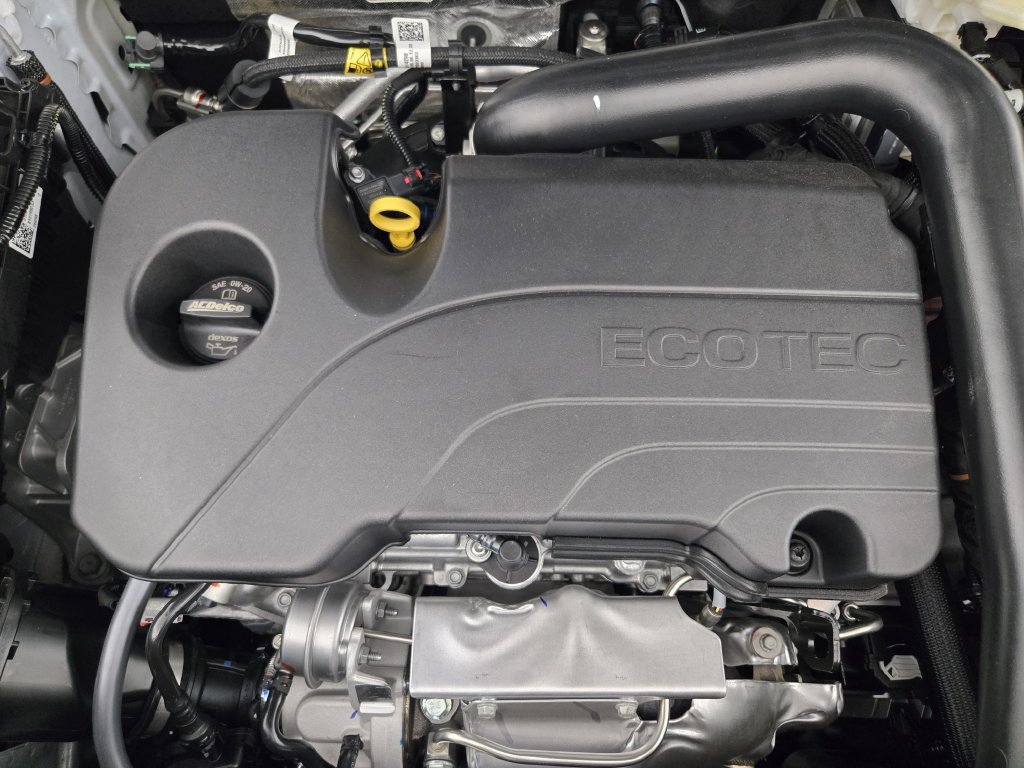 New 2026 Chevrolet Equinox RS FWD image 36