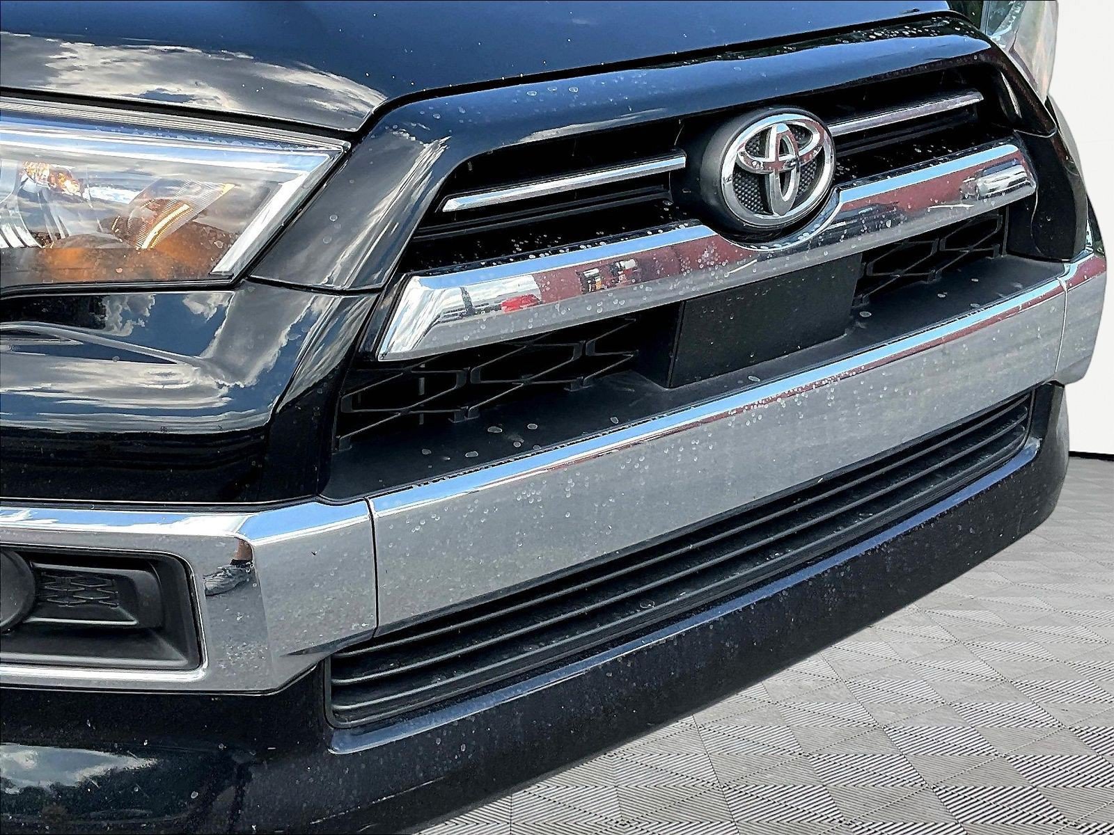 Used 2021 Toyota 4Runner Limited AWD/4WD image 33