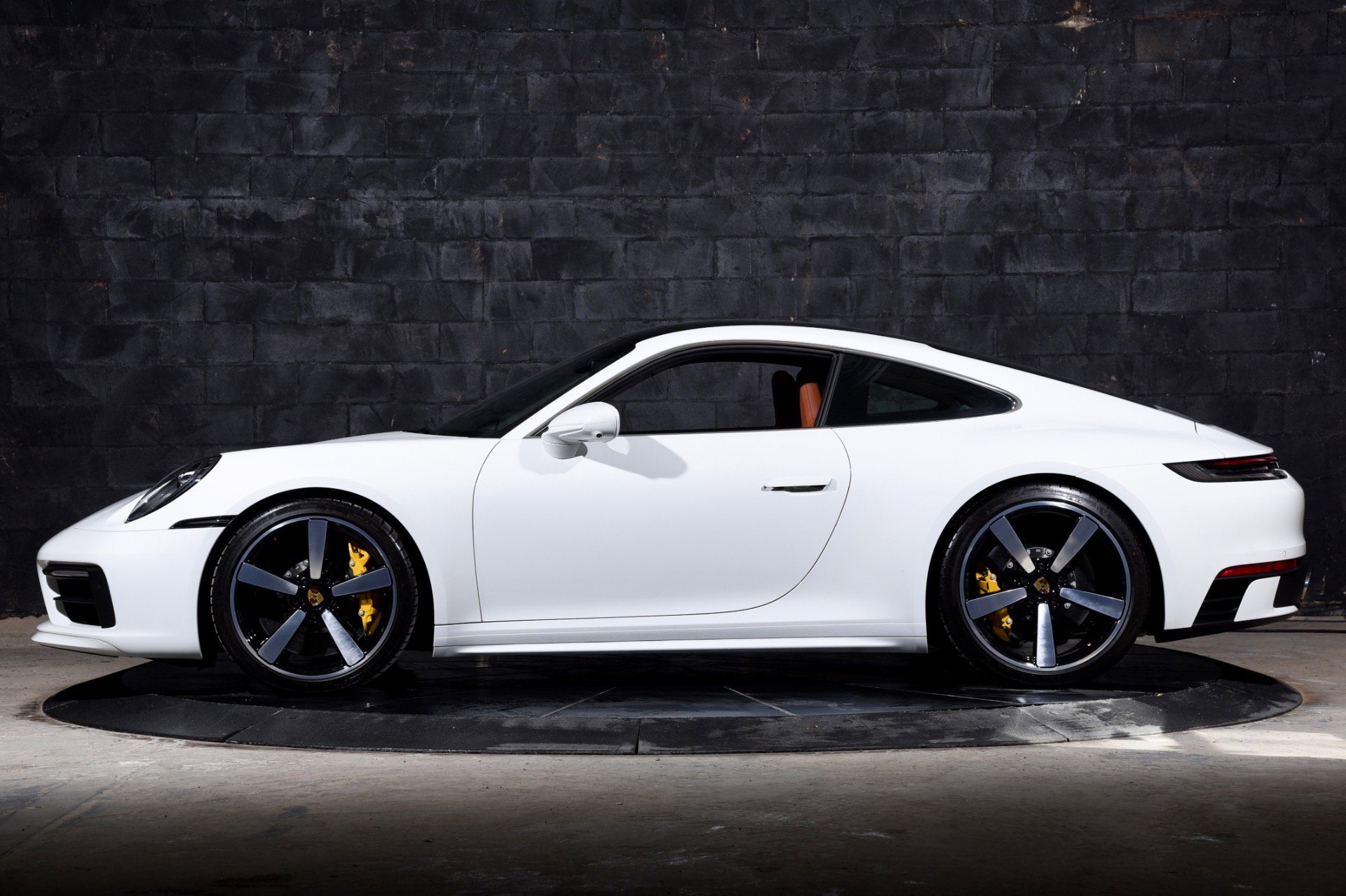Used 2024 Porsche 911 Carrera S image 16