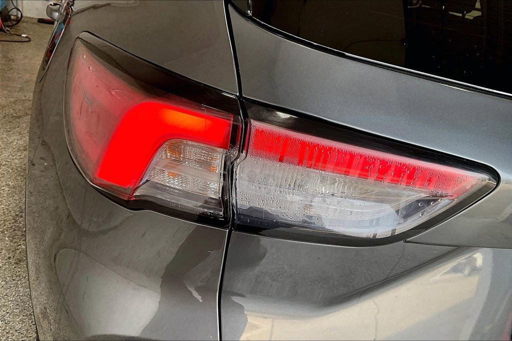 Used 2022 Ford Escape SE w/ Cold Weather Package image 23