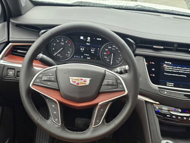 New 2026 Cadillac XT5 Premium Luxury w/ Driver Assist Package FWD image 16