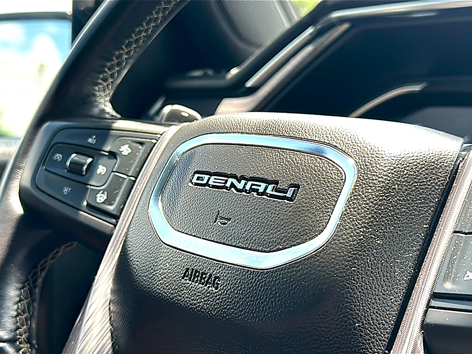 Used 2023 GMC Sierra 1500 Denali Ultimate AWD/4WD image 31