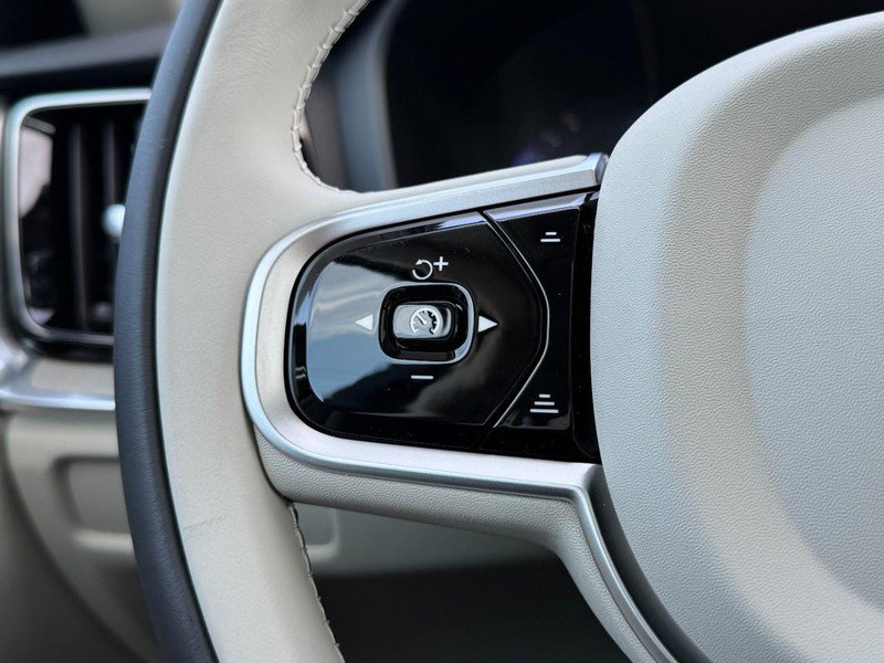 New 2026 Volvo V60 B5 Cross Country Plus w/ Climate Package image 11