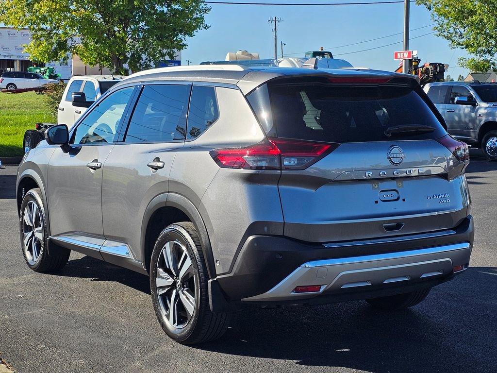 Used 2023 Nissan Rogue Platinum w/ Platinum Premium Package image 7